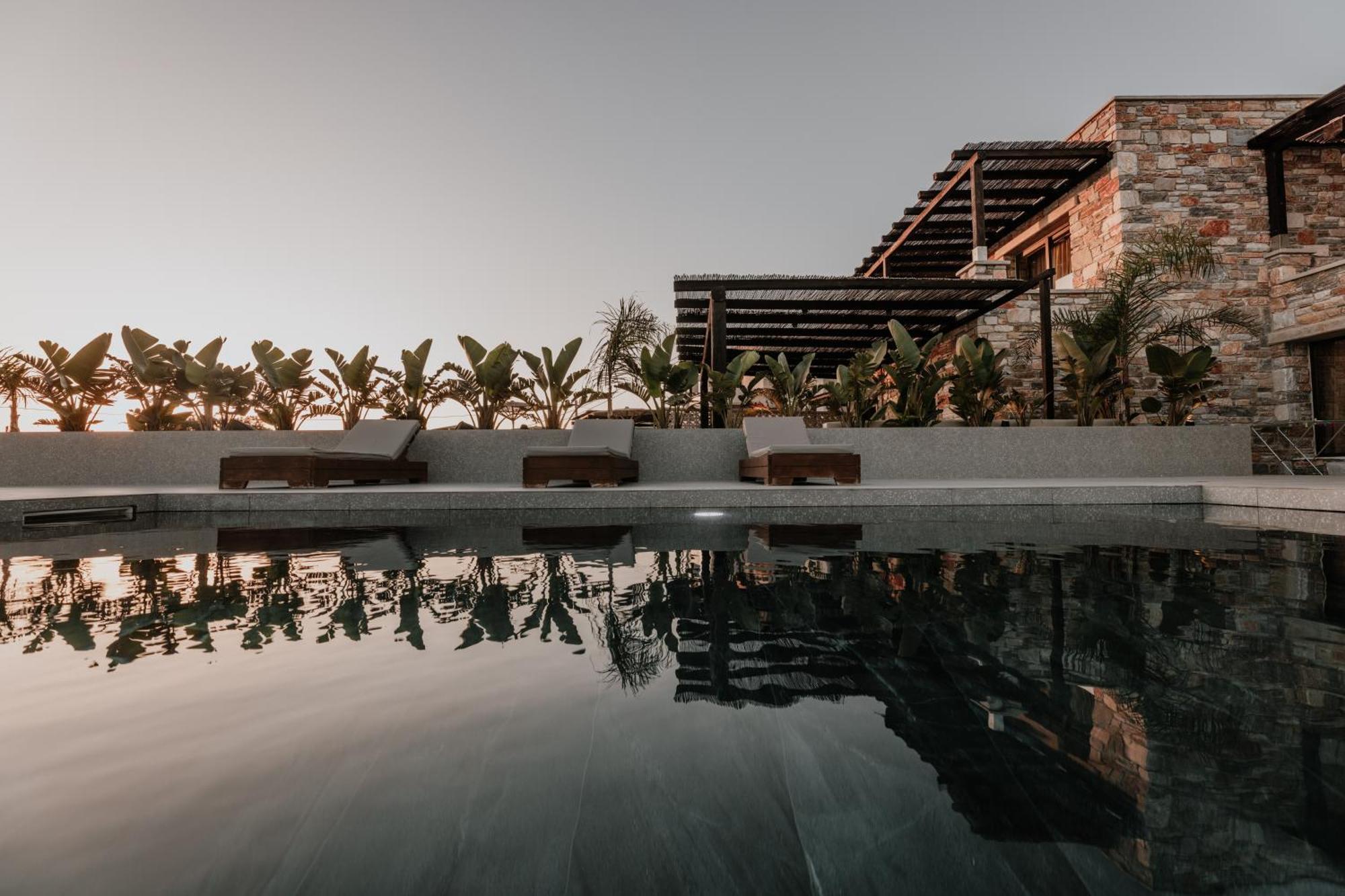 Onym Curated Villas ปลากา ภายนอก รูปภาพ